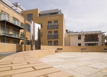 Flat To Rent in Cambridge