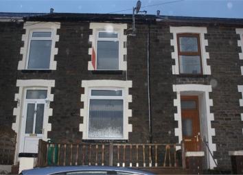 Terraced house To Rent in Porth