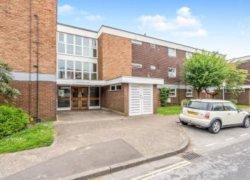 Flat To Rent in Chichester