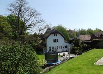 Semi-detached house For Sale in Marlborough