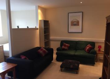 Studio To Rent in Swansea