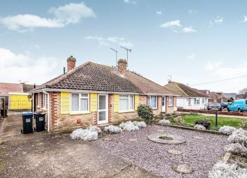Bungalow To Rent in Shoreham-by-Sea
