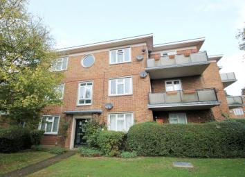 Flat To Rent in St.albans