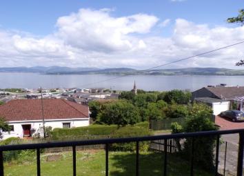 Flat To Rent in Port Glasgow