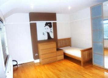 Studio To Rent in Dudley