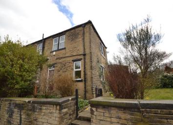 End terrace house To Rent in Pudsey
