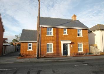 Detached house For Sale in Colchester