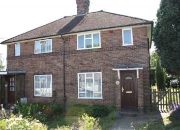 Semi-detached house To Rent in Haywards Heath