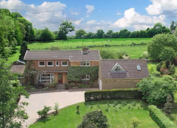 Detached house To Rent in Henley-on-Thames