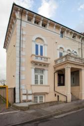Flat To Rent in Gravesend