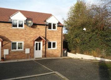 End terrace house To Rent in Telford