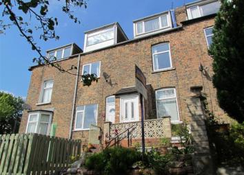 Terraced house For Sale in Tadcaster