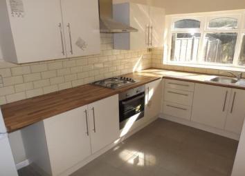 Semi-detached house To Rent in Nottingham