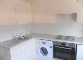 Studio To Rent in Enfield