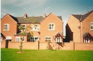 2 Bedroom Mews house to rent