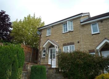 Property To Rent in Stroud