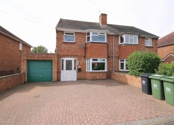 Semi-detached house To Rent in Worcester