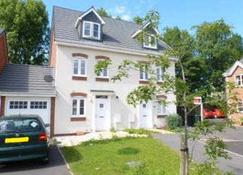Semi-detached house To Rent in Walsall
