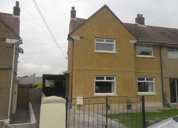 Semi-detached house To Rent in Swansea