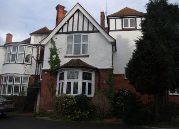 Maisonette To Rent in Surbiton