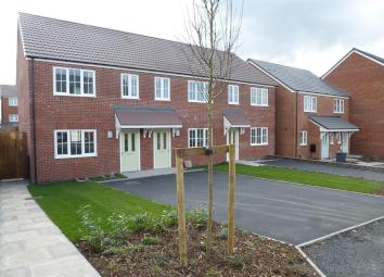 End terrace house To Rent in Walsall