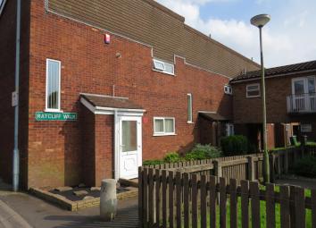 Terraced house To Rent in Oldbury
