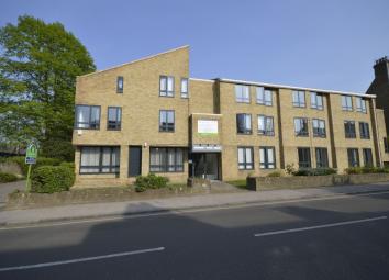 3 Bedroom Flat to rent