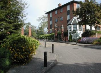 Flat To Rent in Haywards Heath