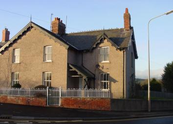 Semi-detached house To Rent in Brecon