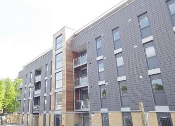 Flat To Rent in St.albans