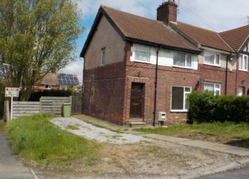 Semi-detached house To Rent in Chesterfield
