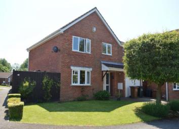 Detached house To Rent in Northampton