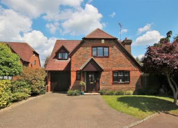 Detached house For Sale in Wokingham