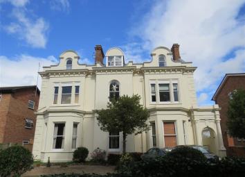 Studio To Rent in Leamington Spa
