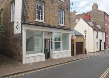Flat To Rent in Rochester