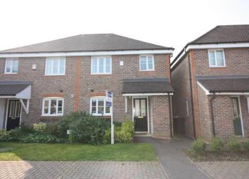 Semi-detached house To Rent in Guildford