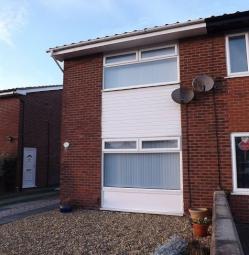 Semi-detached house To Rent in Southport
