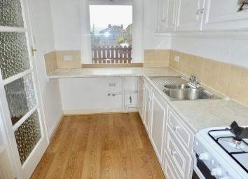 Terraced house To Rent in Sowerby Bridge