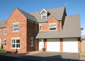 Detached house To Rent in Tadcaster
