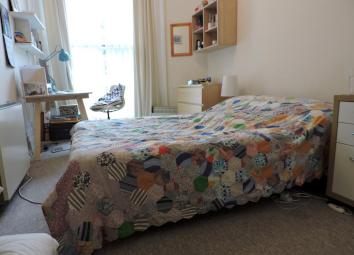 Flat To Rent in Hove