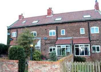Cottage To Rent in Doncaster