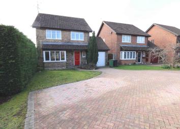 Detached house To Rent in Reading