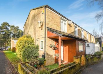 End terrace house To Rent in Bracknell