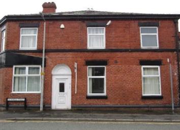 Flat To Rent in St. Helens