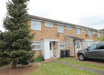 End terrace house To Rent in Luton