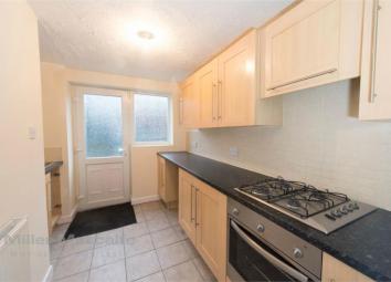 Flat To Rent in Bolton