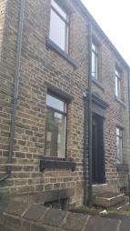 End terrace house To Rent in Huddersfield