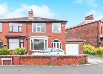 Semi-detached house To Rent in Stockport