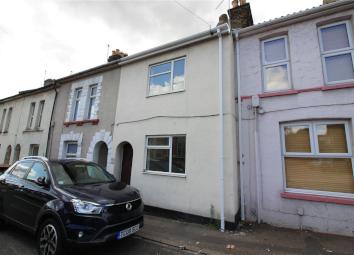 Terraced house To Rent in Rochester