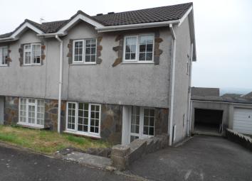 Semi-detached house To Rent in Bridgend